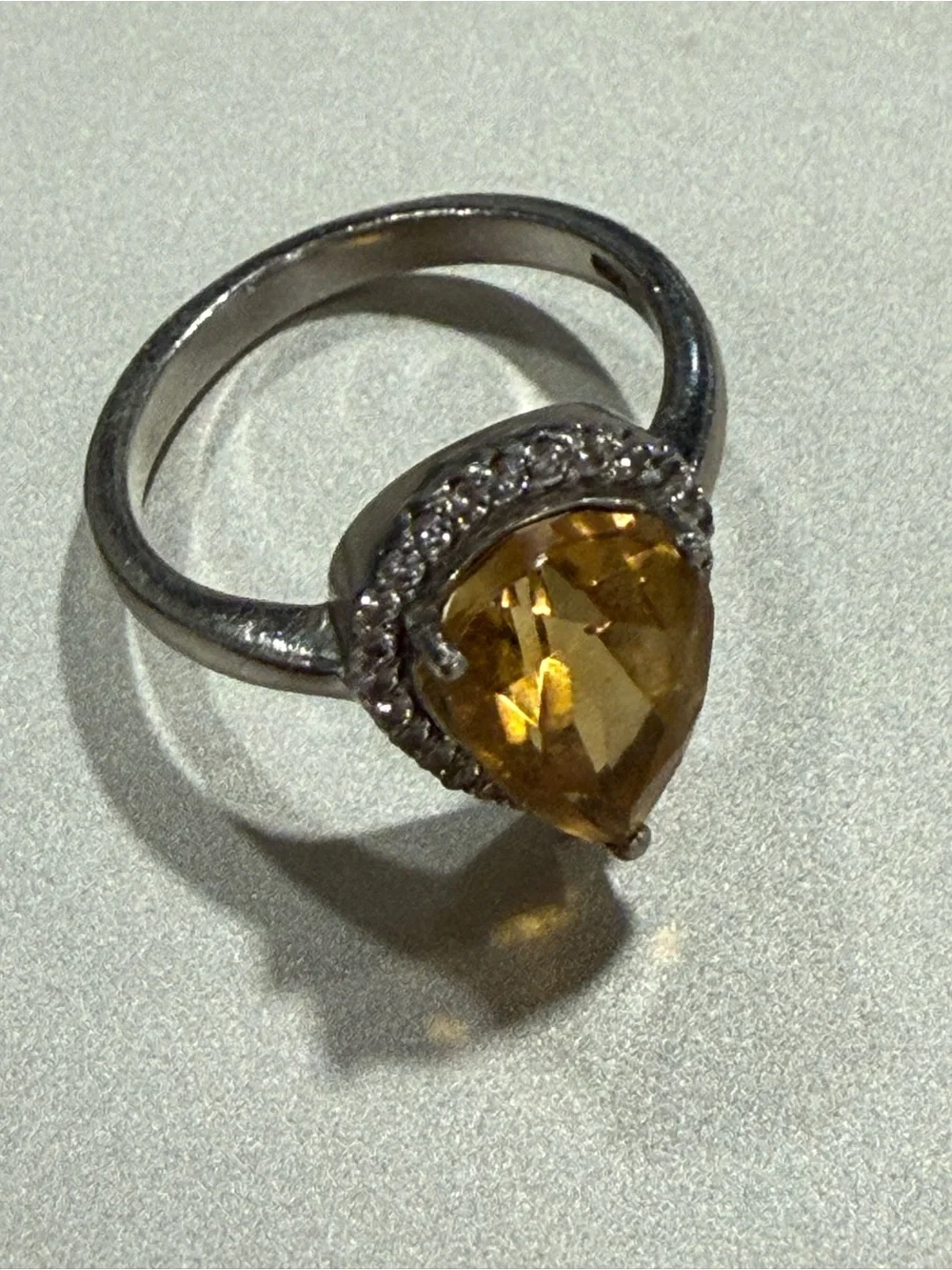 N/A elegant teardrop